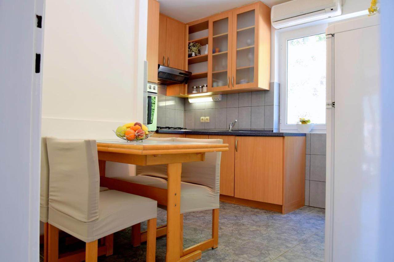 Rab City Apartment Greeny Rab Town Exterior foto